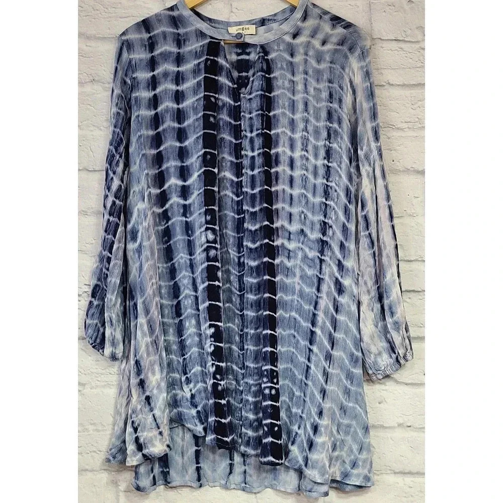 Umgee Tie Dye Tunic Blouse Women's Medium Blue Keyhole Neck Flowy Boho Hippie